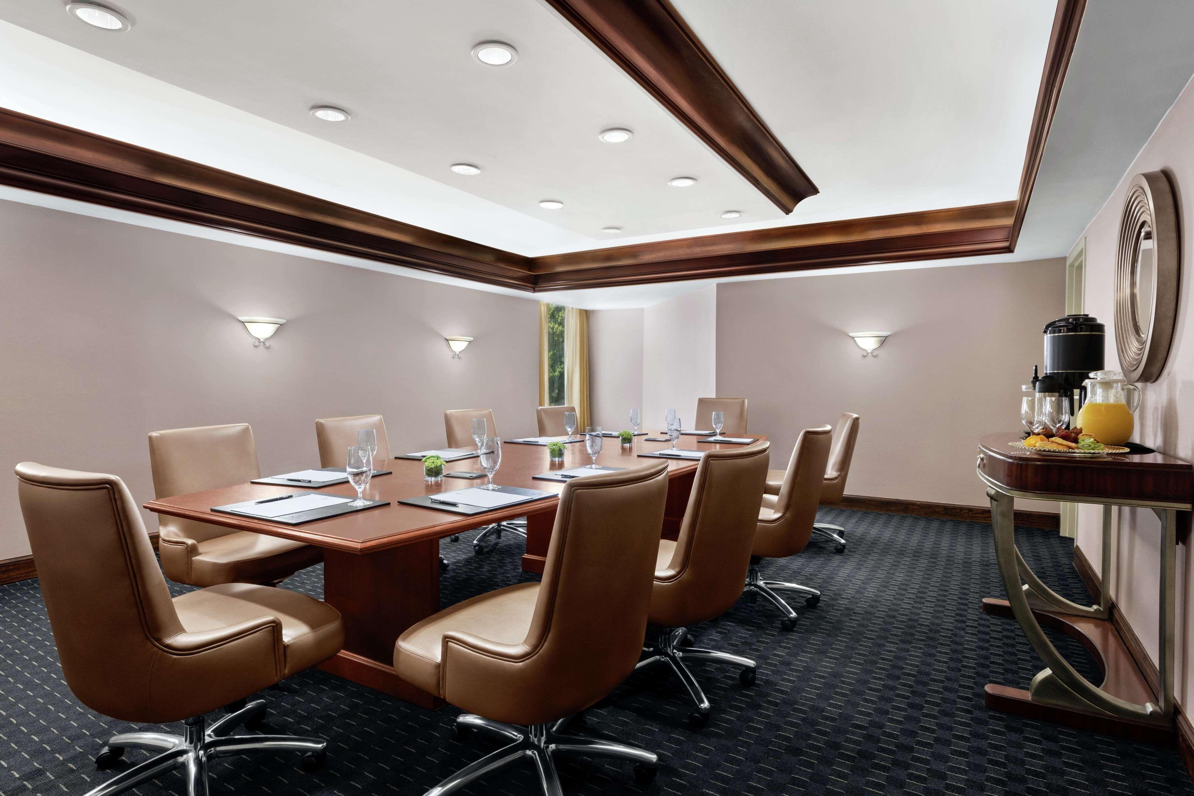 Doubletree By Hilton South Charlotte Tyvola Otel Dış mekan fotoğraf