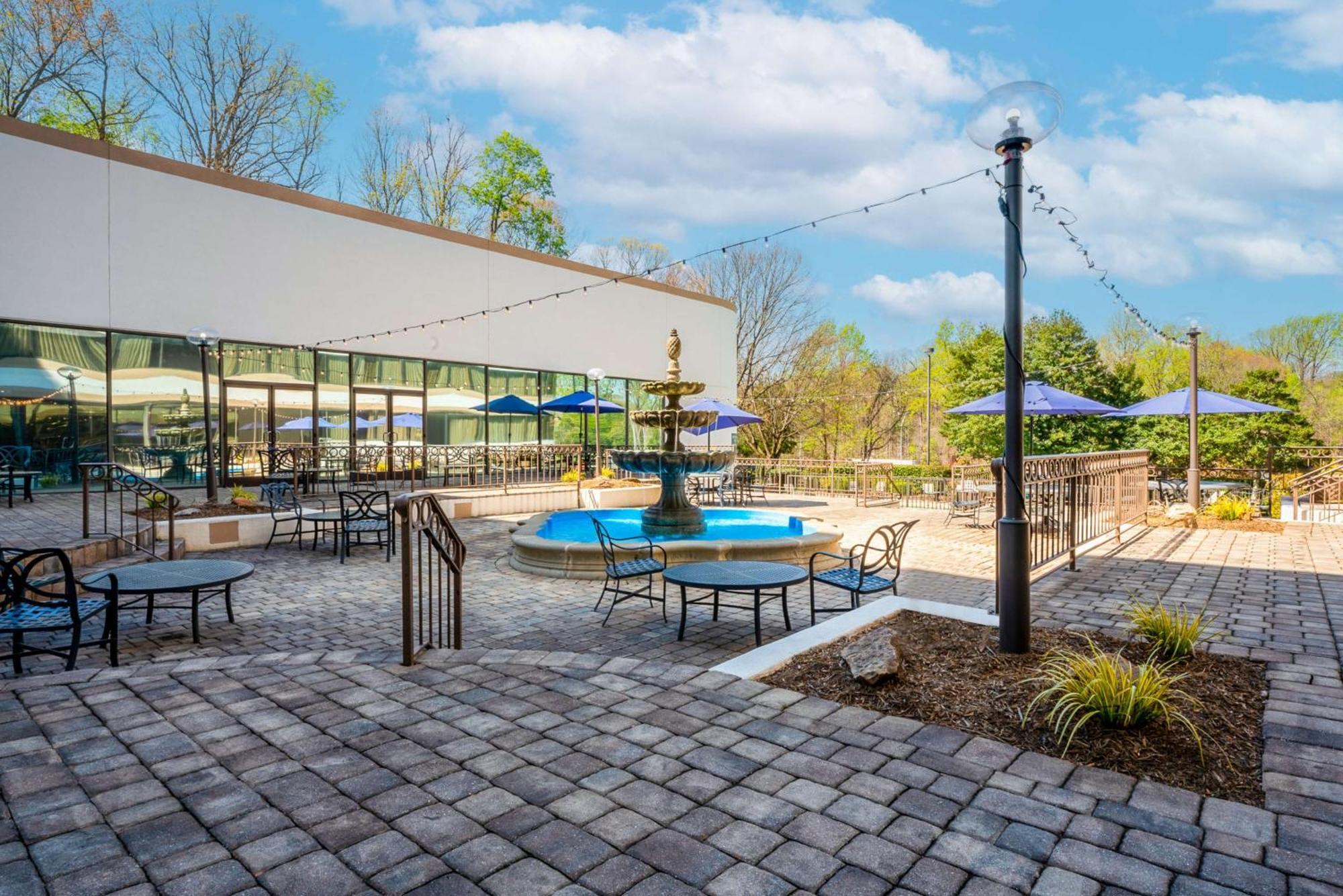 Doubletree By Hilton South Charlotte Tyvola Otel Dış mekan fotoğraf